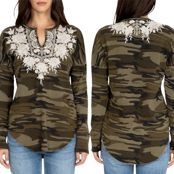 Johnny Was Christina Cotton Camouflage Floral Embroidered Raw Hem Top Size Large - Picture 13 of 13